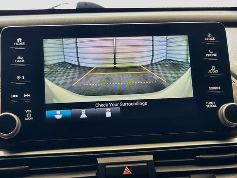 Used 2020 Honda Accord Sport image 15
