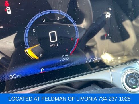 Used 2024 Chevrolet Trax LT w/ Driver Confidence Package image 8