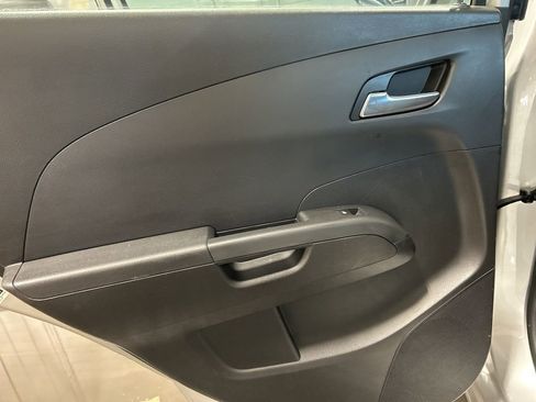 Used 2015 Chevrolet Sonic LT image 18