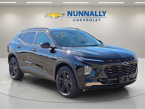 Certified 2025 Chevrolet Trax ACTIV w/ Driver Confidence Package image 7