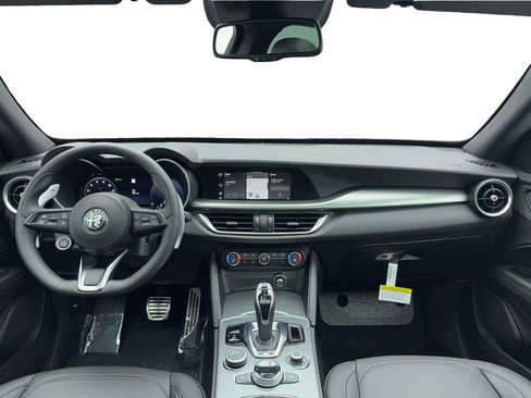 New 2025 Alfa Romeo Stelvio Sprint w/ Convenience Package AWD/4WD image 15
