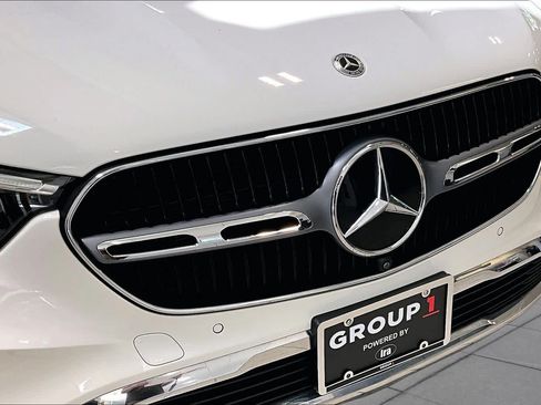 Used 2023 Mercedes-Benz GLC 300 4MATIC image 30