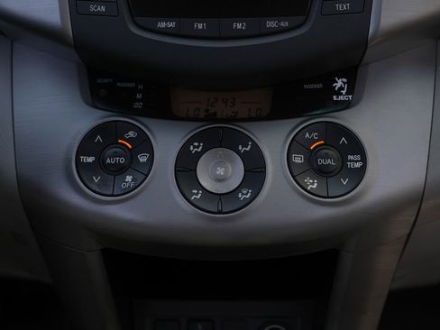 Used 2008 Toyota RAV4 Limited AWD/4WD image 41