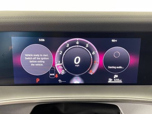 Used 2025 Volkswagen Tiguan SE FWD image 5