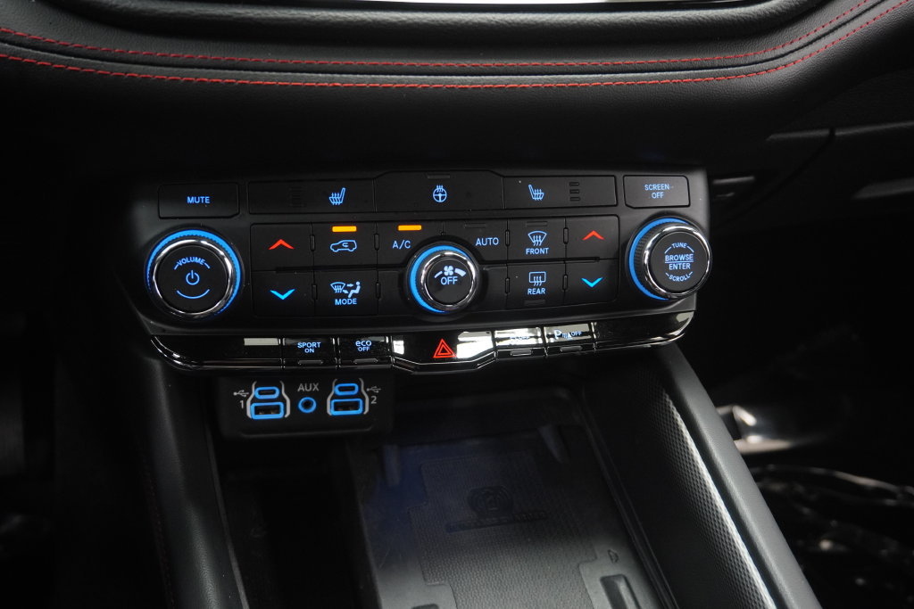 Certified 2023 Dodge Durango R/T w/ Blacktop Package AWD/4WD image 26