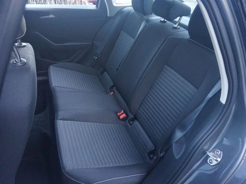 Used 2025 Volkswagen Jetta S image 18