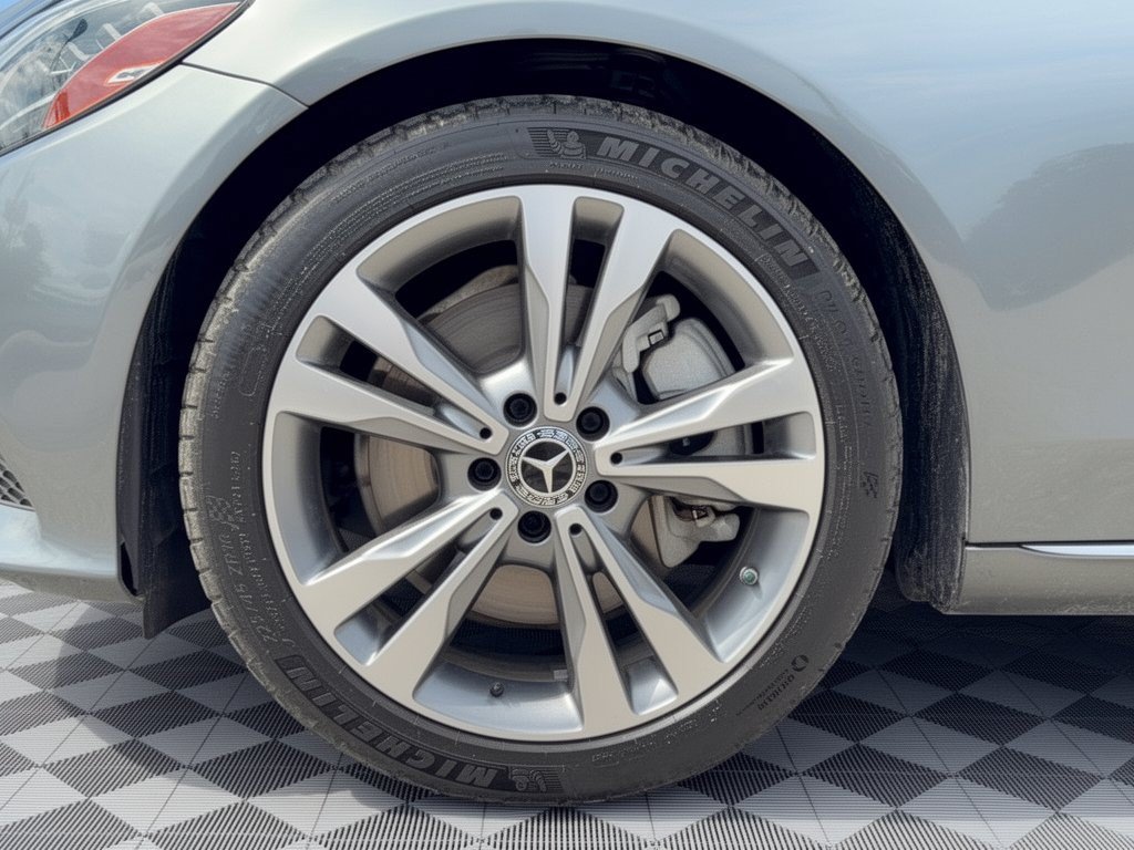Used 2019 Mercedes-Benz C 300 Sedan image 13