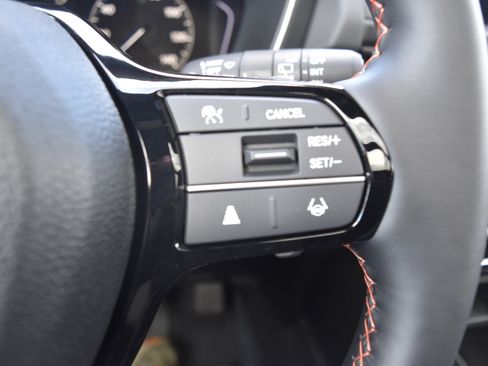 New 2025 Honda Pilot TrailSport image 18