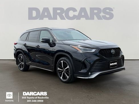 Used 2022 Toyota Highlander XSE AWD/4WD image 1