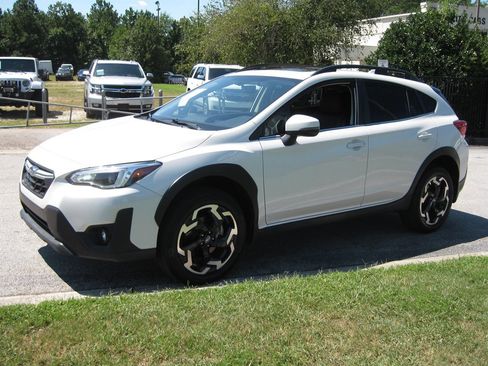 Used 2023 Subaru Crosstrek 2.5i Limited image 3