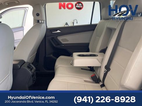 Used 2018 Volkswagen Tiguan SE AWD/4WD image 59