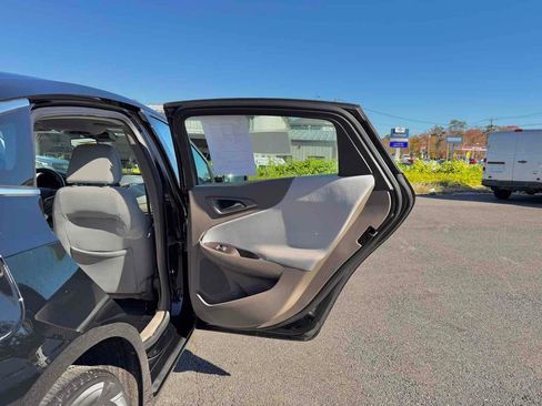 Used 2020 Chevrolet Malibu LT image 19