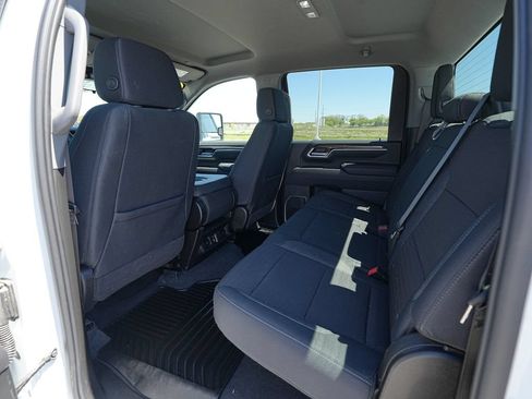 Used 2025 Chevrolet Silverado 2500 LT w/ Convenience Package AWD/4WD image 18