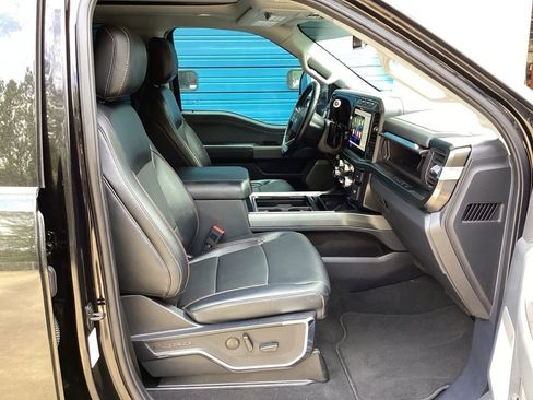 Used 2023 Ford F250 Lariat w/ Lariat Ultimate Package image 34