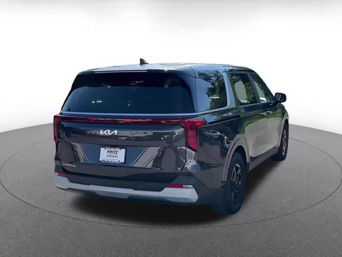 Used 2026 Kia Carnival FWD image 12