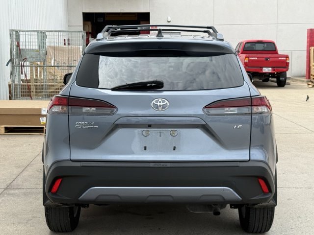 Used 2026 Toyota Corolla Cross LE w/ Moonroof Package FWD image 5