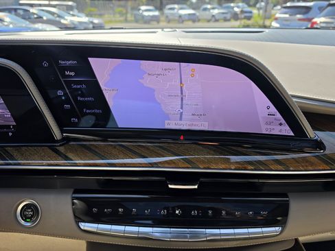 Used 2022 Cadillac Escalade ESV Sport Platinum w/ LPO, ONYX Package AWD/4WD image 28