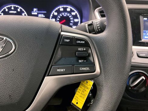 Used 2022 Hyundai Accent SE image 15