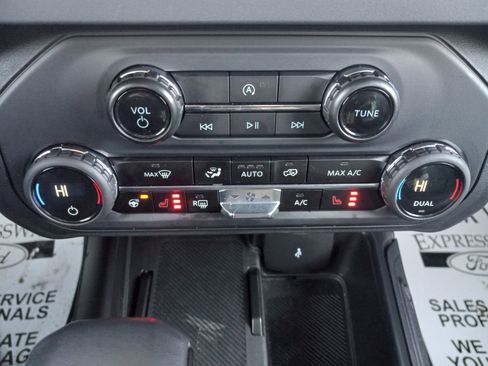 Used 2025 Ford Bronco Outer Banks image 20