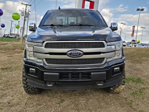 Used 2018 Ford F150 Platinum w/ Equipment Group 701A Luxury image 24