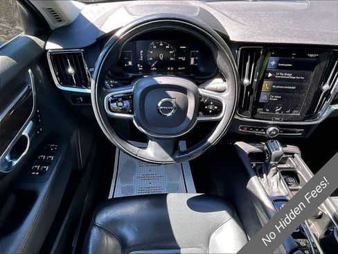 Used 2018 Volvo S90 T5 Momentum AWD/4WD image 5