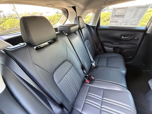 New 2026 Honda HR-V EX-L image 33