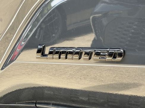 New 2026 Toyota 4Runner Limited AWD/4WD image 9