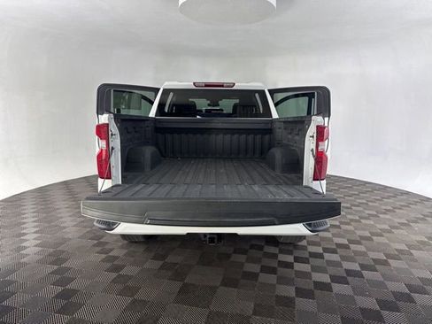 Used 2025 Chevrolet Silverado 1500 Custom image 16