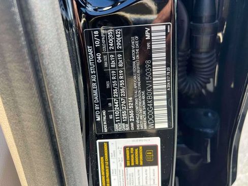 Used 2019 Mercedes-Benz GLC 300 4MATIC image 22