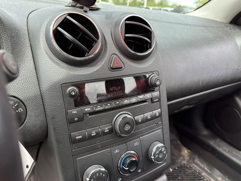 Used 2009 Pontiac G6 Sedan w/ Sport Package 2 FWD image 28