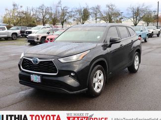 Used 2023 Toyota Highlander LE video 1