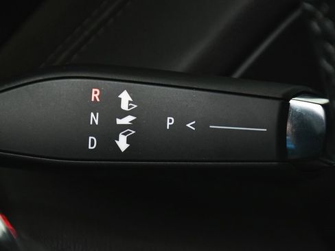 Used 2025 GMC Yukon Denali image 31