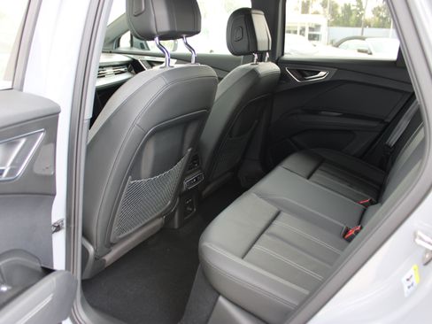 Used 2023 Audi Q4 e-tron Premium Plus w/ Premium Plus AWD/4WD image 21