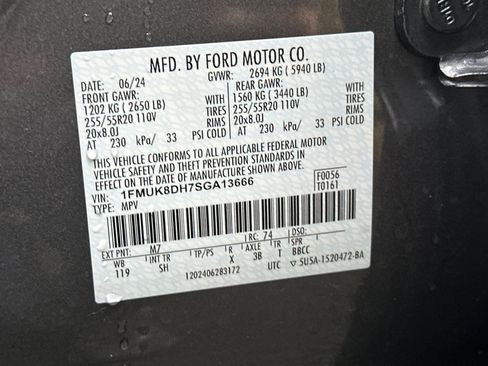 Used 2025 Ford Explorer Active w/ Active Comfort Package image 34