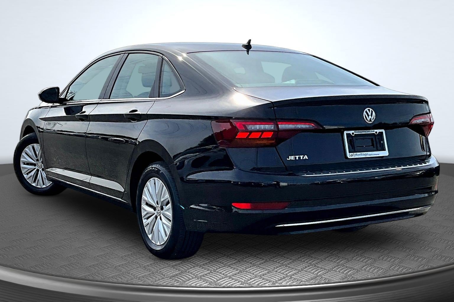 Used 2019 Volkswagen Jetta S w/ Driver Assistance Package FWD image 3