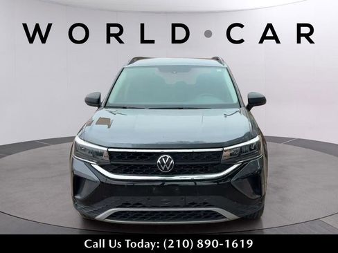 Used 2023 Volkswagen Taos S FWD image 8