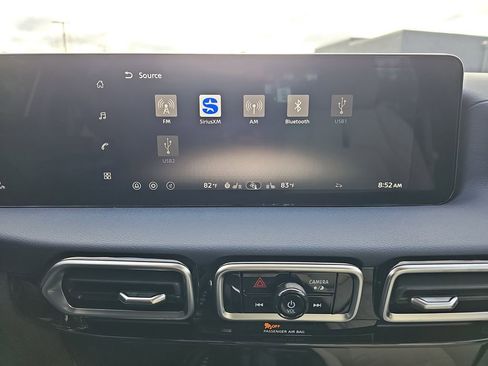 New 2026 Nissan Sentra SL w/ Floor Mat Package FWD image 23