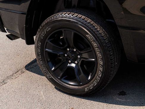 Used 2023 RAM 1500 Big Horn AWD/4WD image 10