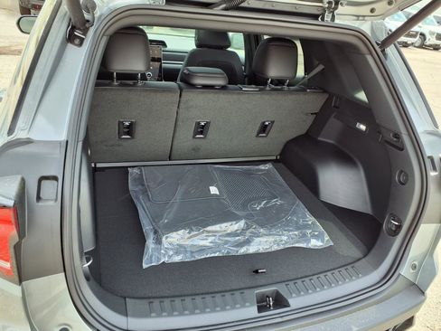 New 2026 GMC Terrain Elevation w/ Elevation Premium Package FWD image 19