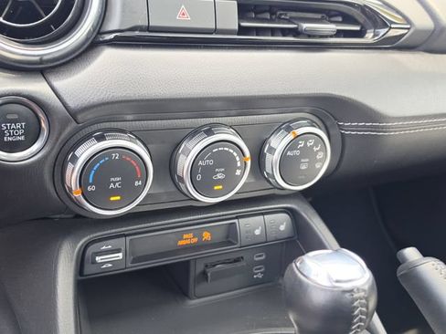 Certified 2025 MAZDA MX-5 Miata RF Grand Touring RWD image 22