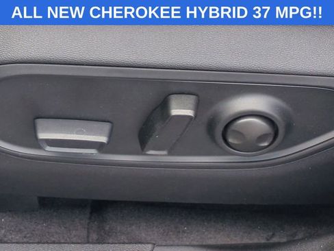 New 2026 Jeep Cherokee Limited AWD/4WD image 23