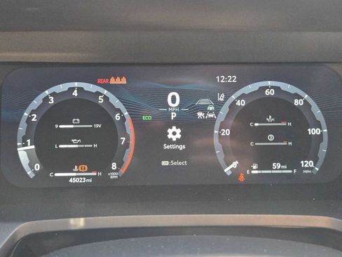 Used 2024 Toyota Tacoma TRD Sport w/ TRD Sport Premium Package AWD/4WD image 25