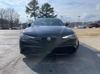 Used 2023 Alfa Romeo Giulia Veloce video 2