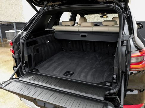 Used 2022 BMW X5 sDrive40i w/ Parking Assistance Package RWD image 45