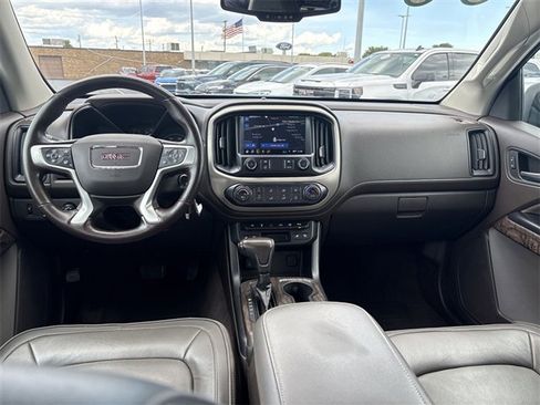 Certified 2021 GMC Canyon Denali image 19