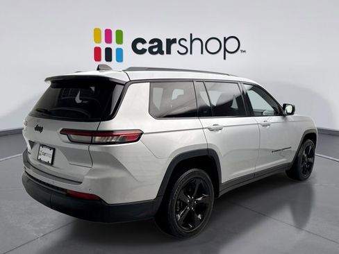 Used 2023 Jeep Grand Cherokee L Laredo image 5