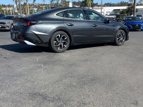 Used 2025 Hyundai Sonata SEL FWD image 6