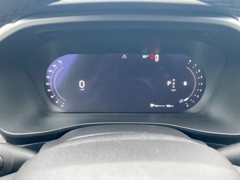 Used 2023 Volvo XC40 B5 Ultimate AWD/4WD image 7