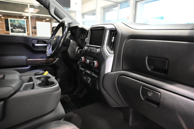 Used 2021 Chevrolet Silverado 1500 LT AWD/4WD image 14