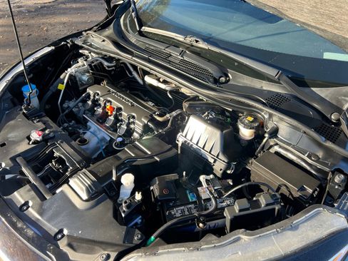 Used 2019 Honda HR-V Sport image 33